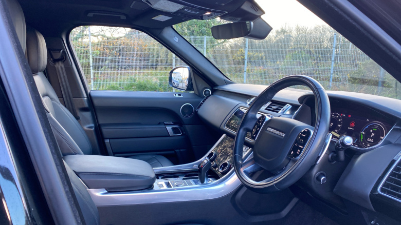 Land Rover Range Rover Sport 2.0 P400e HSE Dynamic Black 5dr Auto Estate